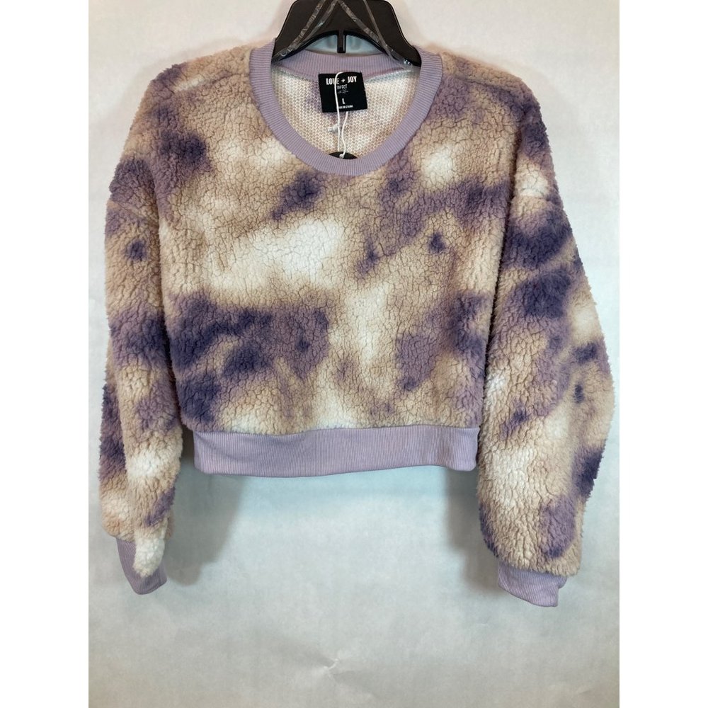 Stay effortlessly cozy in our women's classic long sleeve L Purple sweatshirt, c